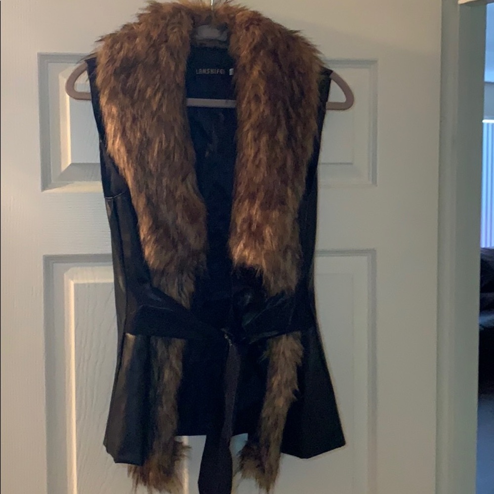 Lanshifei fur and faux leather vest - Picture 6 of 12